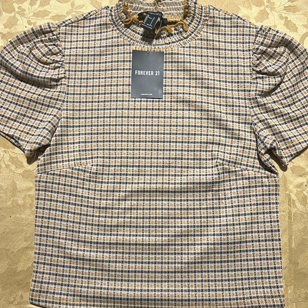 Junior girl Knit Top mustard, white and black check pattern